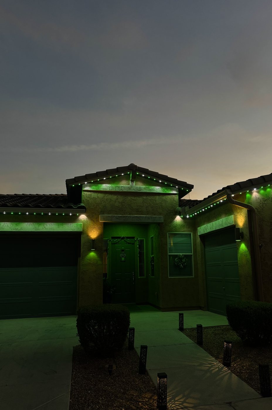 Home in custom color mode for a game-day theme